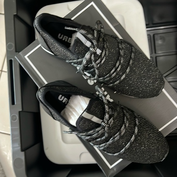 Urban Sport Shoes - NEW Urban Sport Mara Sneakers Size 7